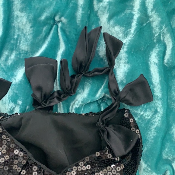 POLECI size 4 black sequined cocktail dress with bows in excellent condition - Picture 8 of 9